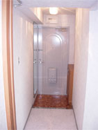 ���֎{�H��